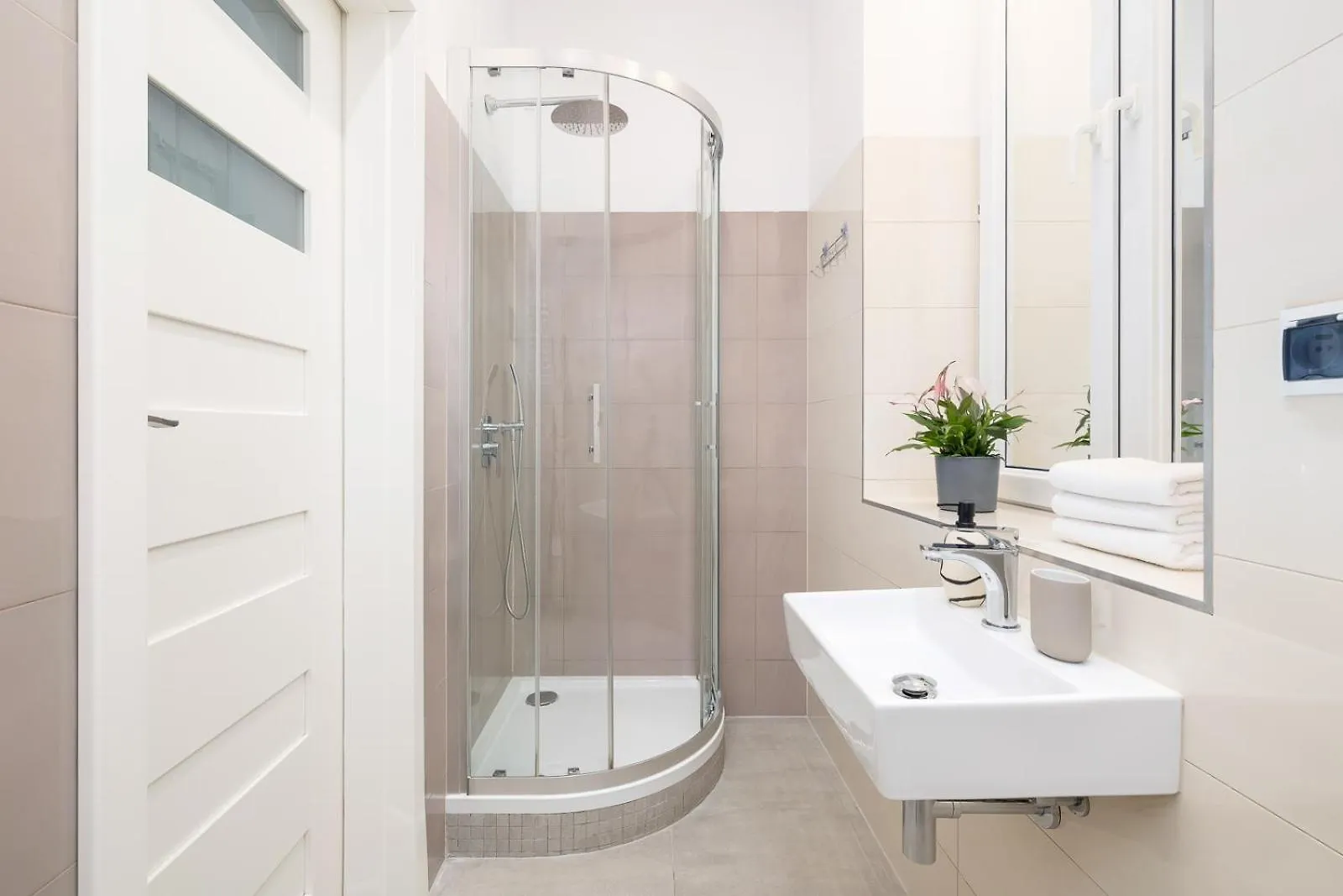 3-Bedroom Apartment - Old Town- Blich 9 Krakov 0*,