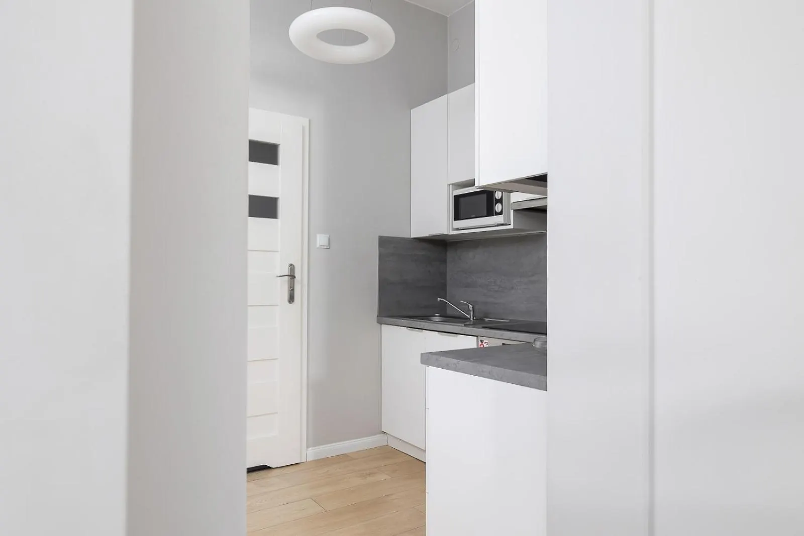 3-Bedroom Apartment - Old Town- Blich 9 Krakow Poland